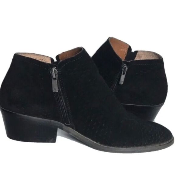 Lucky Brand Fabiana Black Perforated Suede Booties Sz 6 - Picture 1 of 9